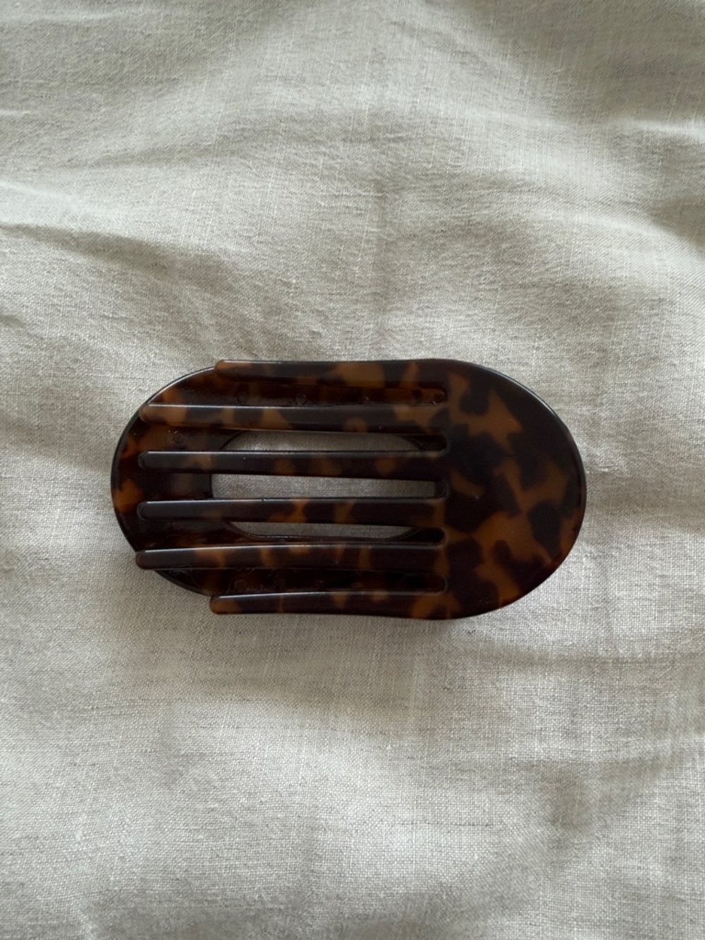 Tortoiseshell Oval Women’s Hair Clip - bundle and save! - Picture 2 of 3